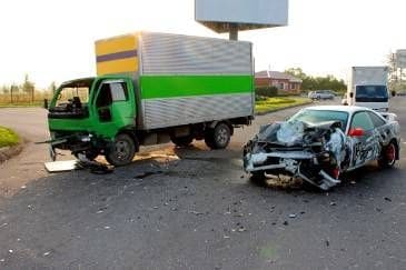 Differences Between Car And Truck Accident Cases
